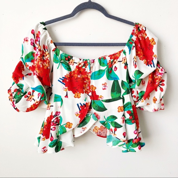 NWT Lulumari Floral Puff Sleeve Off Shoulder Top - Picture 2 of 8